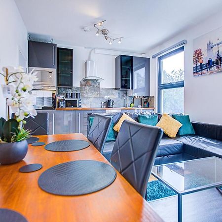 Peckham Plaza Apartment London Exterior photo